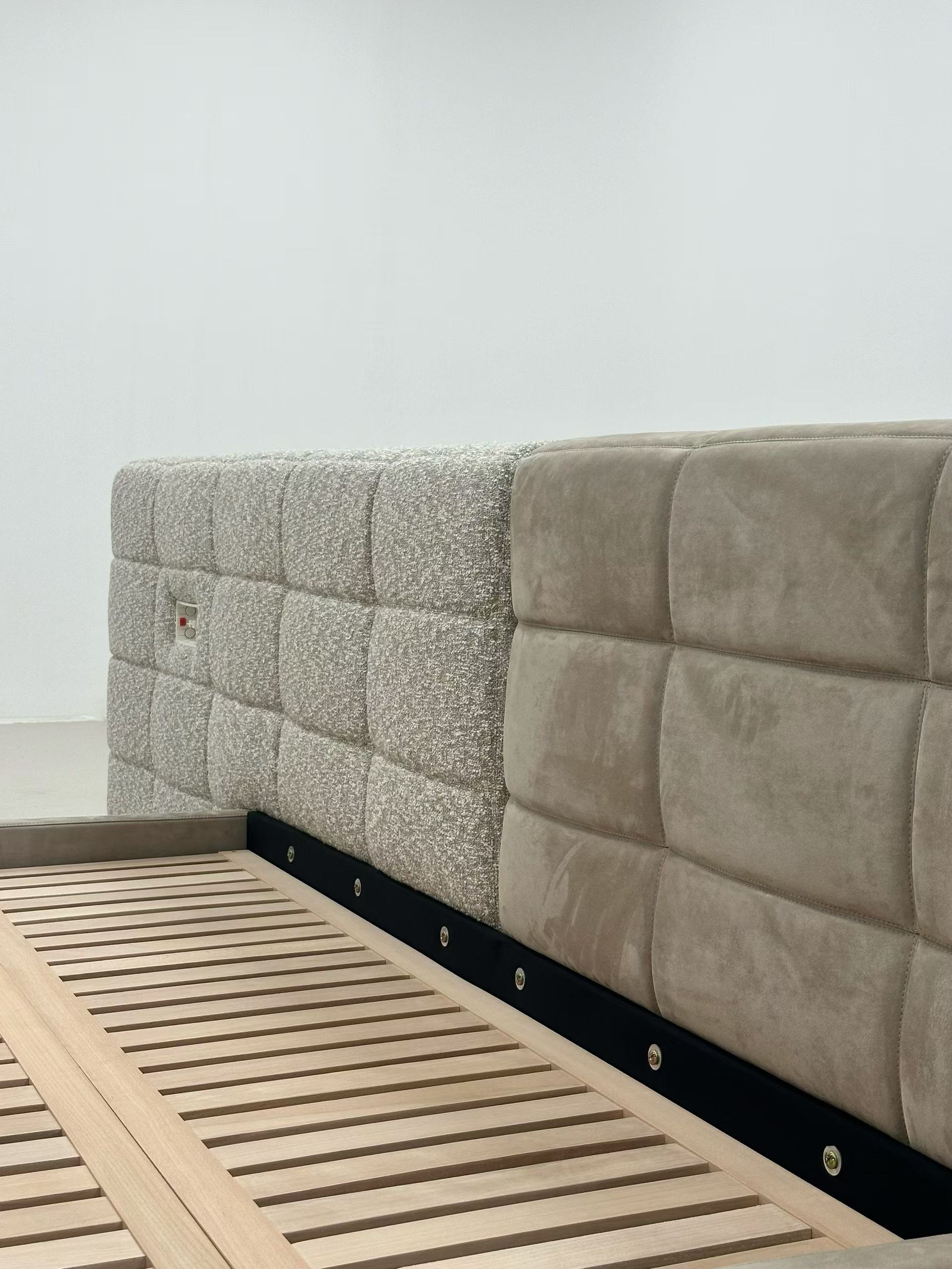 Lawrence Bed - Image 6