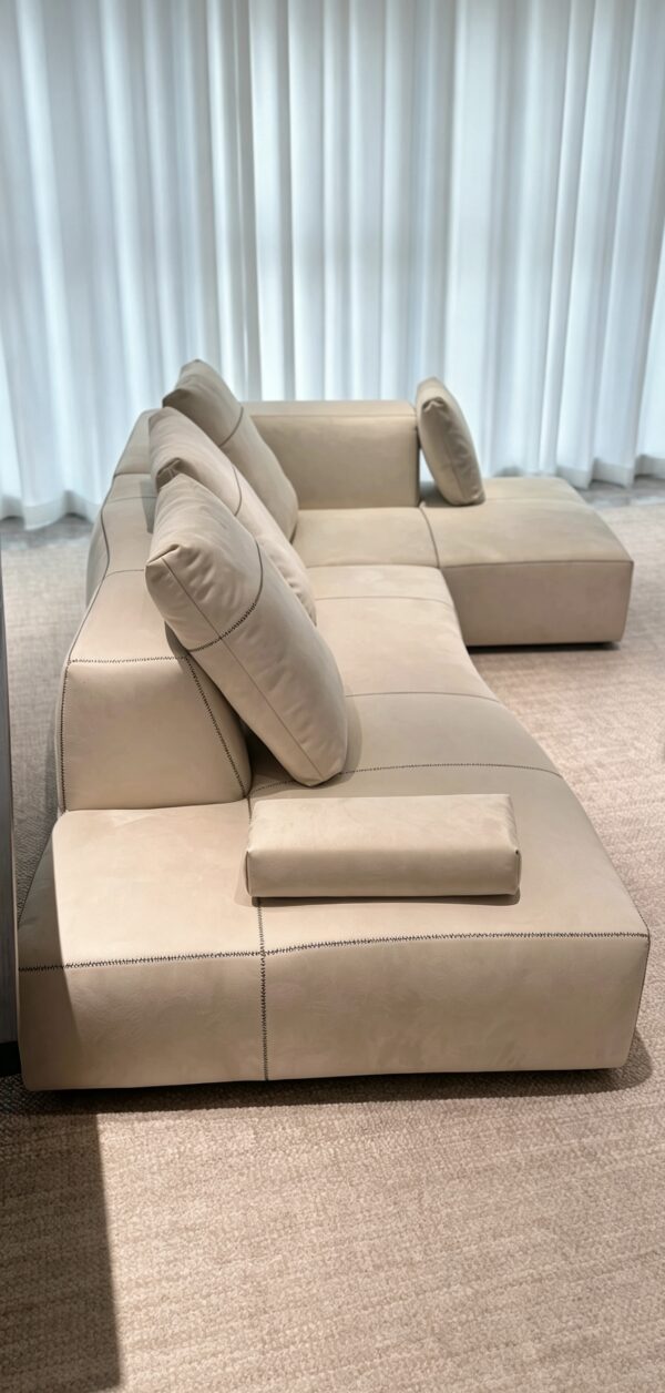 BEND Sofa