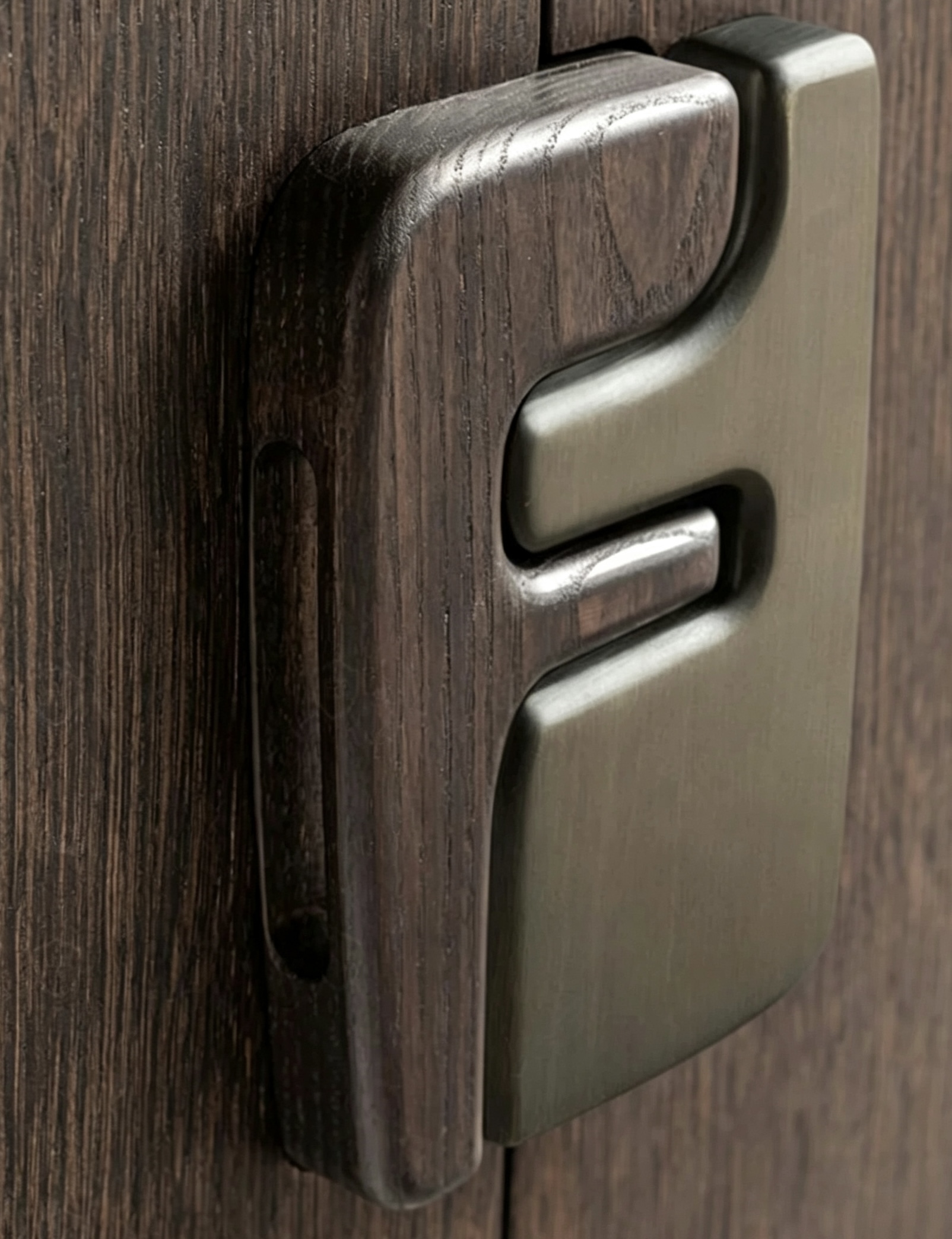 Fendi sideboard - Image 4