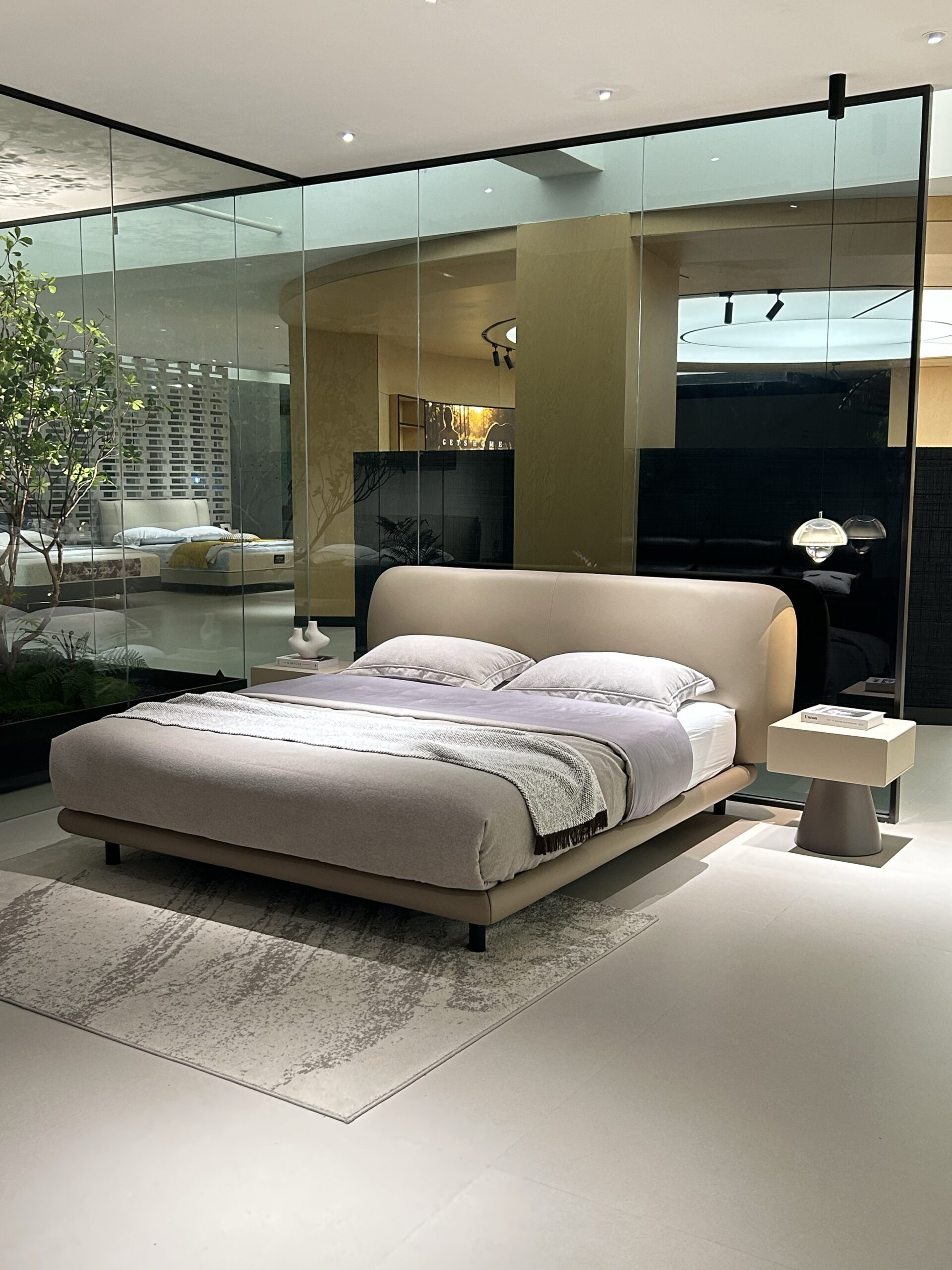 Ultra‑slim headboard bed - Image 3