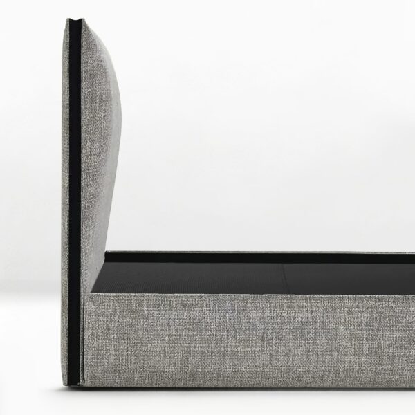 Ribbon Bed
